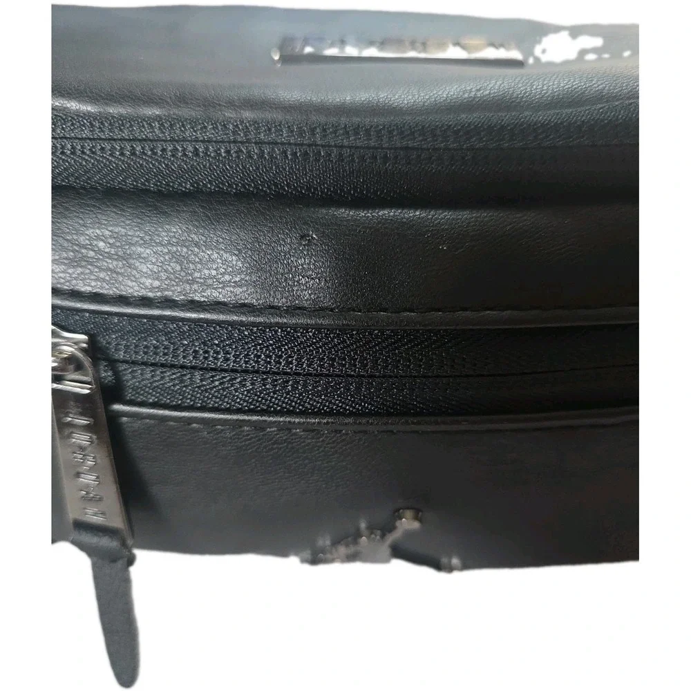 Jordan AJ Regal Black Crossbody Bag 2016 9A0138-KR5 - Very Good/Strap Fray Repai
